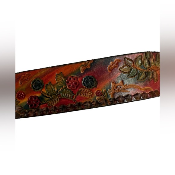 Dream Scenes by Rosanne leather tooled belt with Susan B Anthony coin buckle - Picture 7 of 12